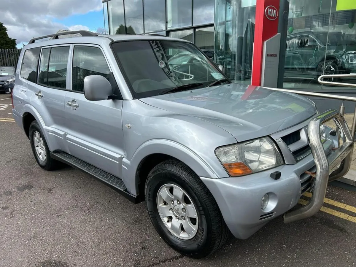 Mitsubishi Pajero CK 3.2 Comm - Image 2