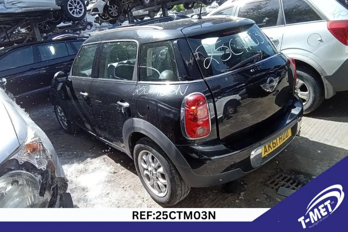 2011 MINI COUNTRYMAN BREAKING FOR PARTS - Image 4
