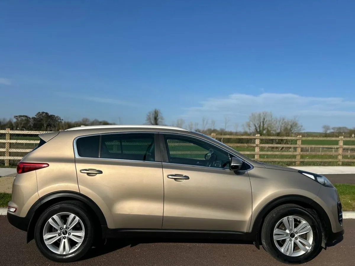 Kia Sportage EX 5DR *SHOWROOM CONDITION* Air Con, - Image 3