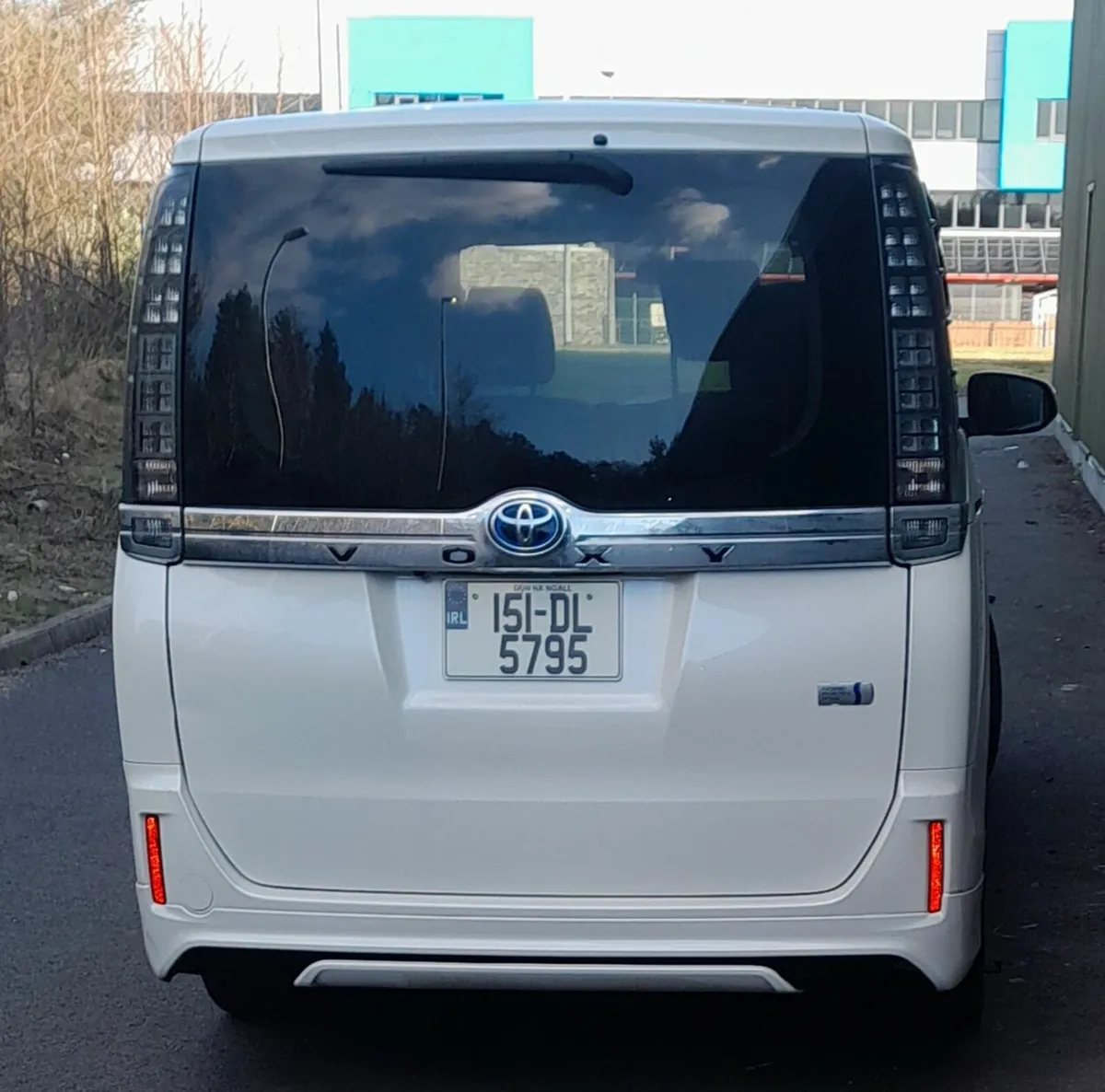 Toyota Voxy 7 seater hybrid auto - Image 2