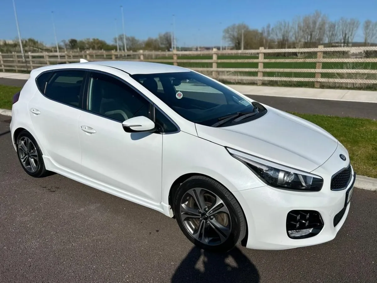 Kia Ceed GT Line SAM 5DR *PEARLESCENT PAINT* IMMAC - Image 3