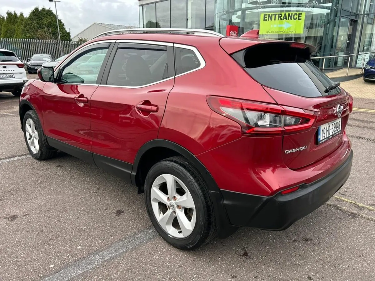 Nissan Qashqai 1.5D SV 5DR *MINT CONDITION* Touch - Image 3