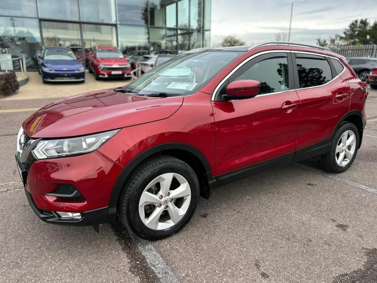 Nissan Qashqai 1.5D SV 5DR *MINT CONDITION* Touch - Image 4