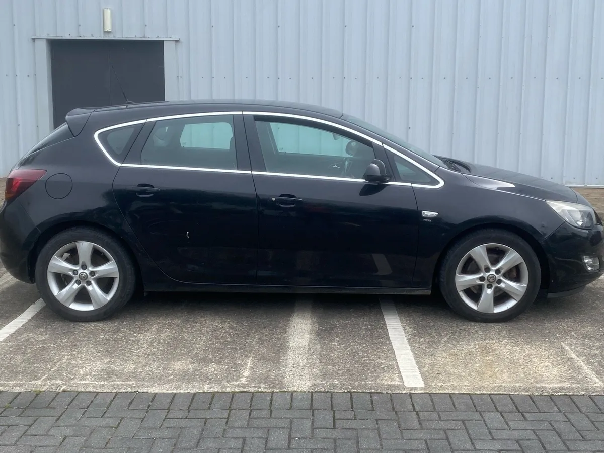 2010 Astra 1.7 Diesel, NCT 12/25 - Image 4