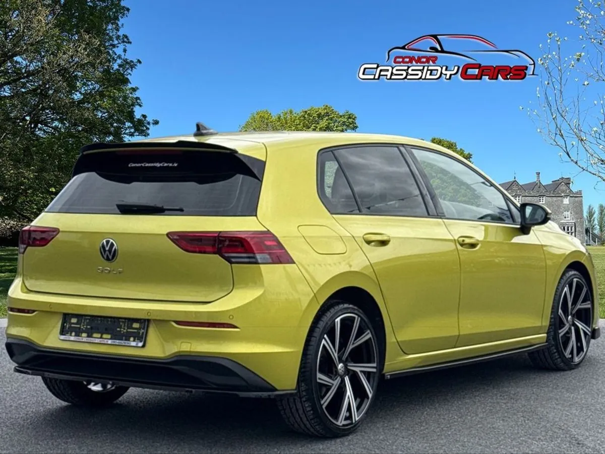 Volkswagen Golf Life TDI  kitted  232 REG - Image 2