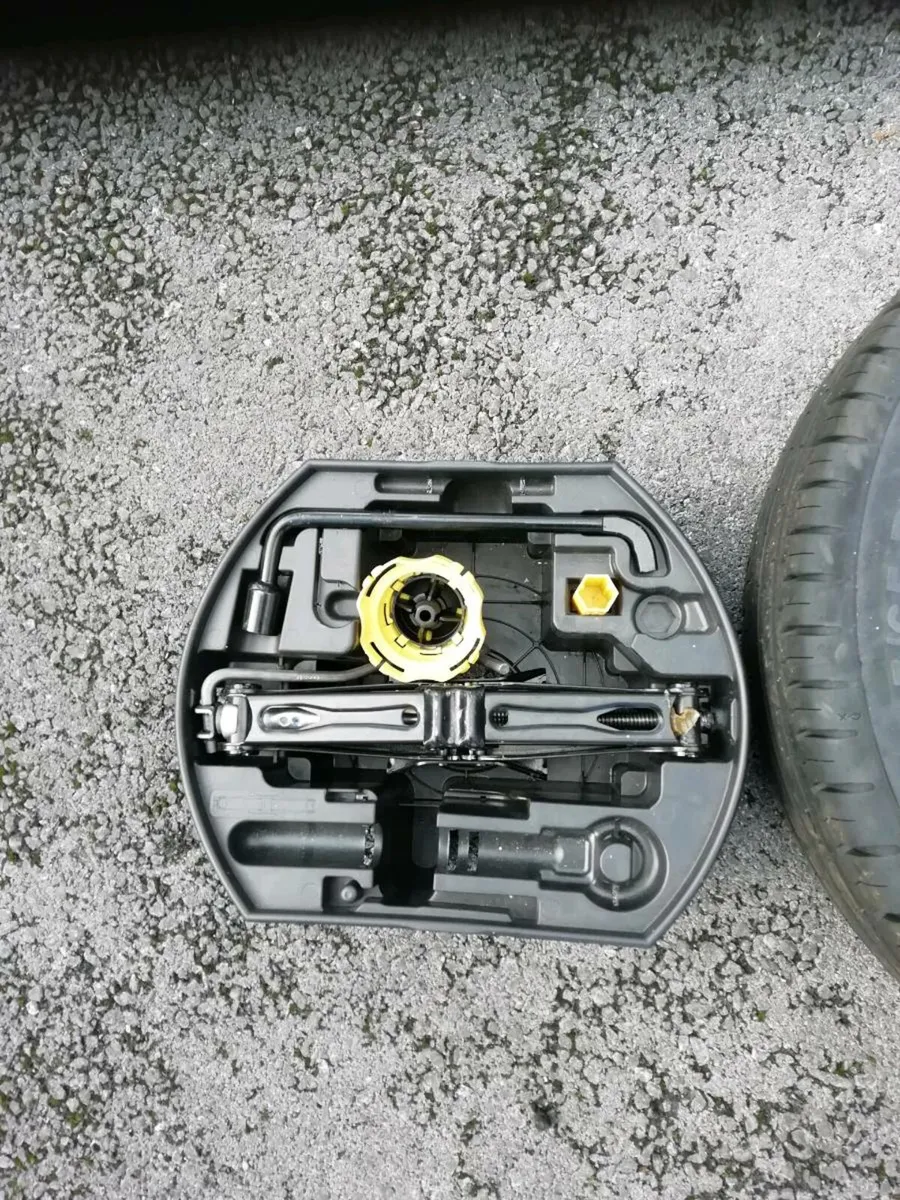 Spare wheel - Image 2
