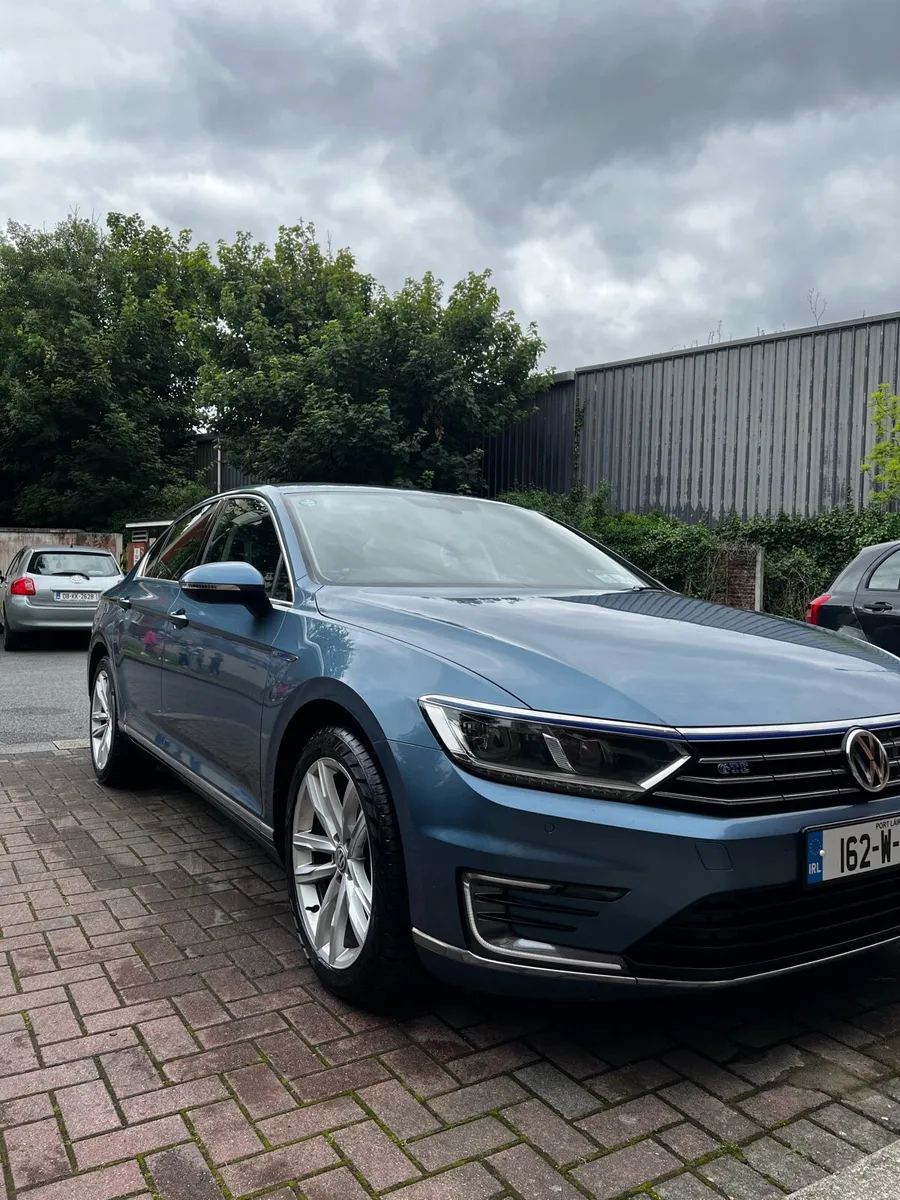 VW PASSAT GTE - Image 1