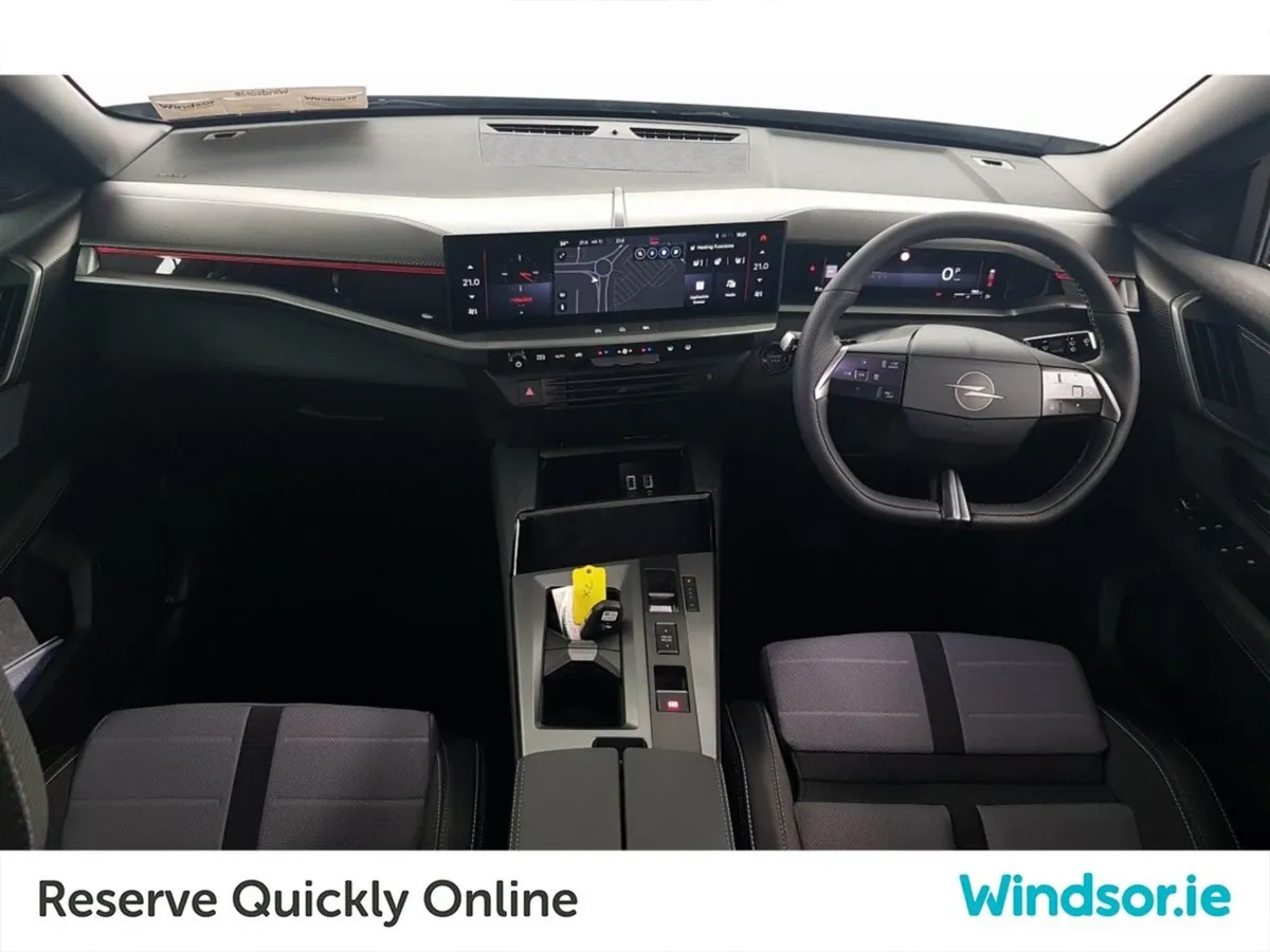 Opel Grandland Hybrid GS 1.2 136hp Automatic My25 - Image 4
