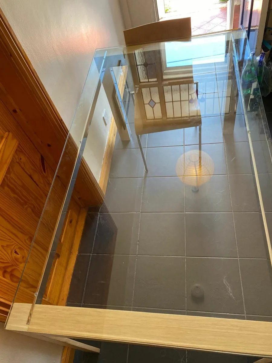 ***FREE***Table and 4  chairs - Image 1