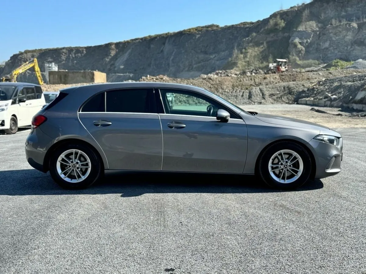 Mercedes-Benz A-Class 1.6 AUTOMATIC - HALF LEATHER - Image 3