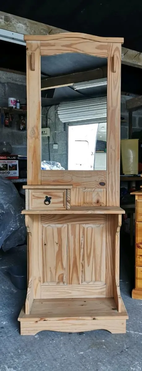 Wooden Hall Unit. - Image 1