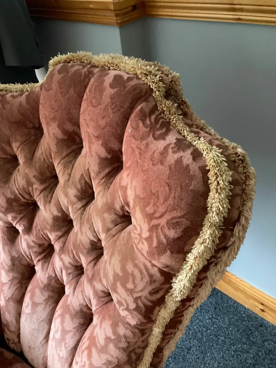 ANTIQUE CHAIRS - Image 2