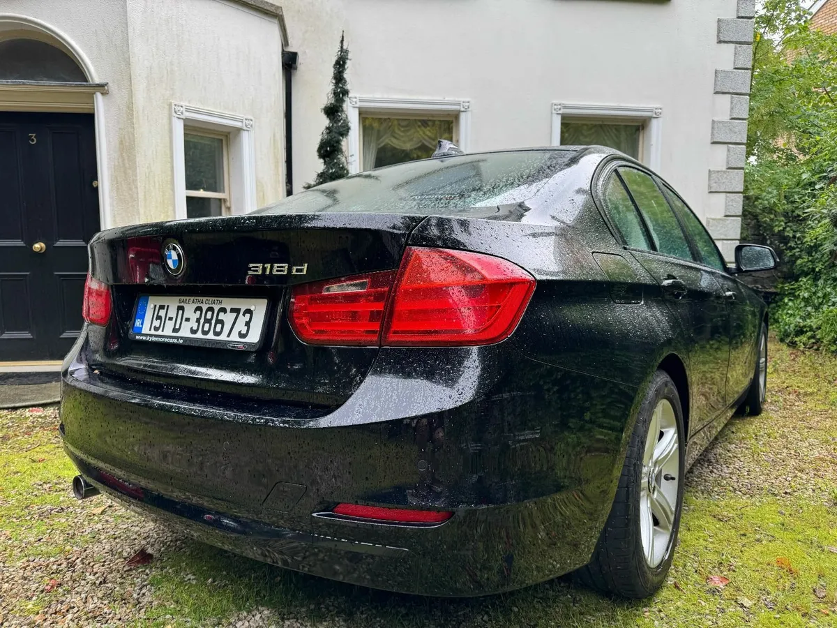 2015 BMW 3 Series - Image 3