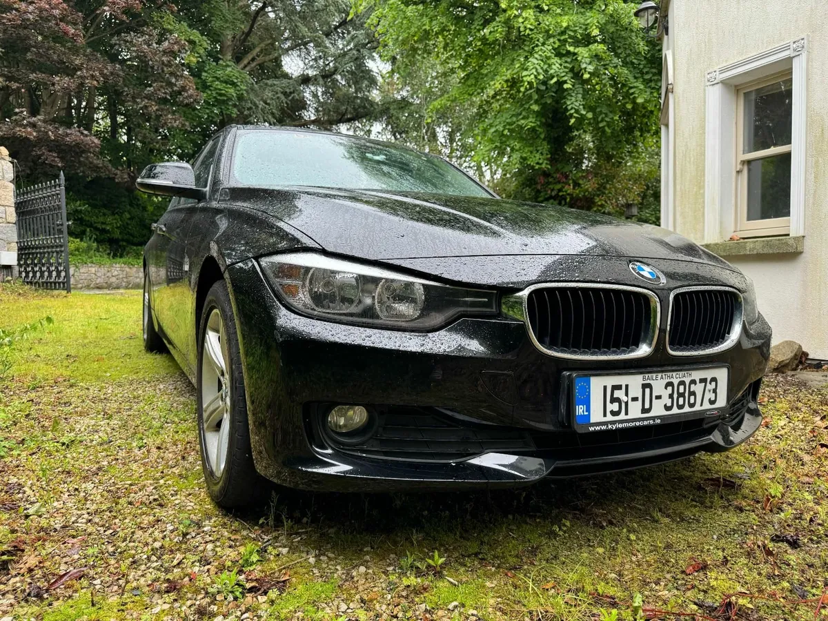 2015 BMW 3 Series - Image 1