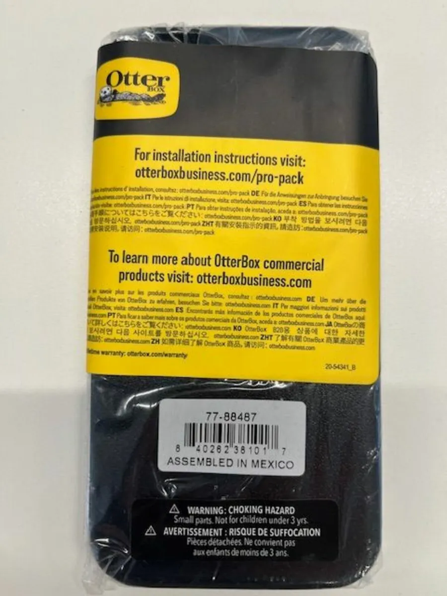 Otterbox iPhone 13/14 Case - Image 2