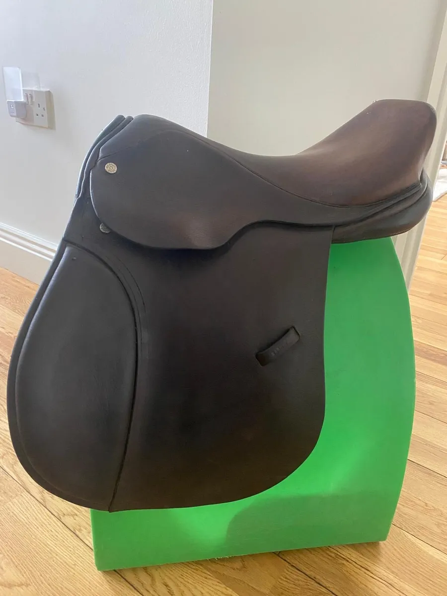 Berney pony saddle - Image 1