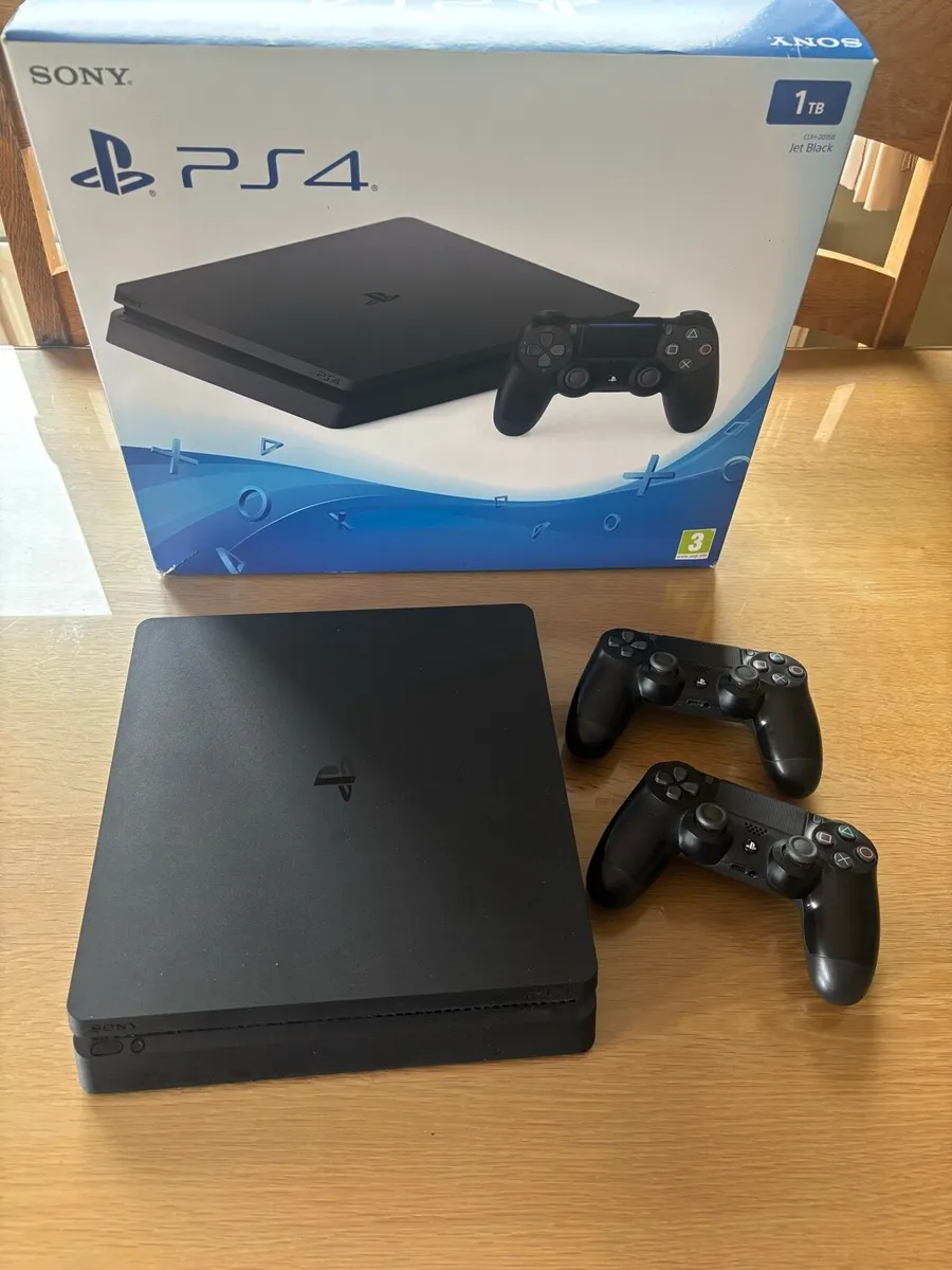 PS4 slim