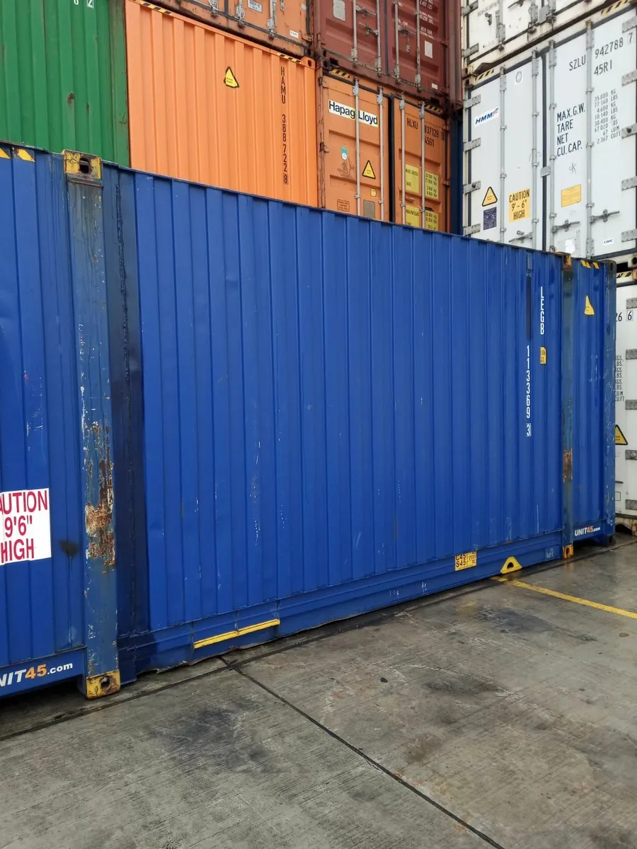 20 ft HIGH CUBE Shipping container - Image 1