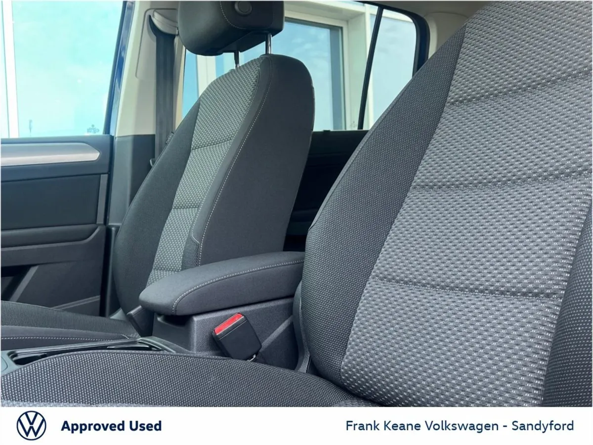 Volkswagen Touran  comfort Line  2.0 TDI  frank K - Image 4