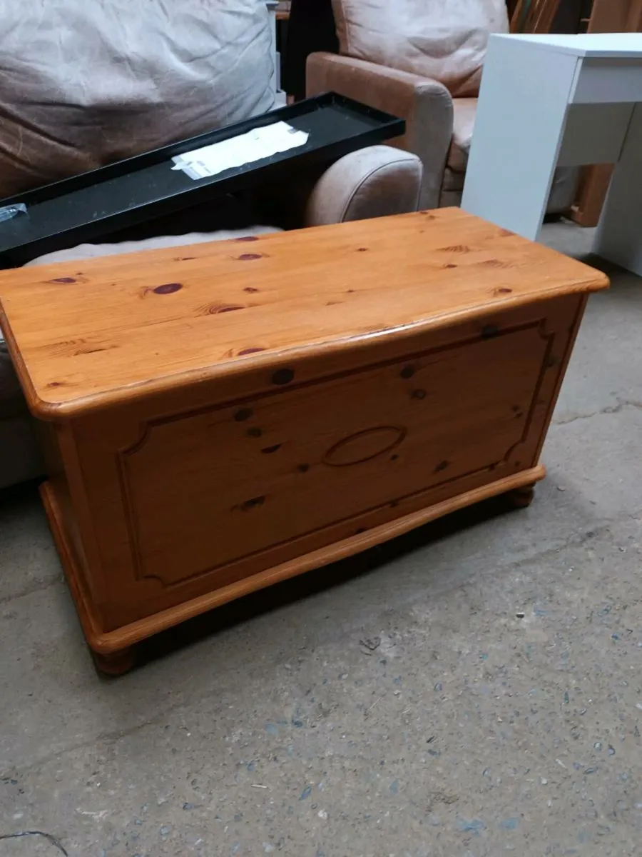 Pine Blanket Box