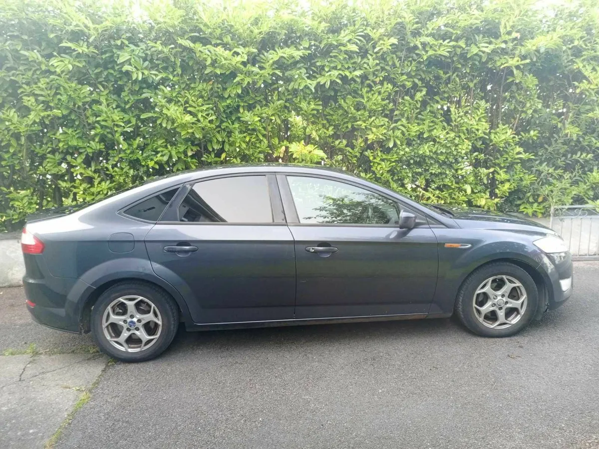 Ford Mondeo 2010 - Image 1