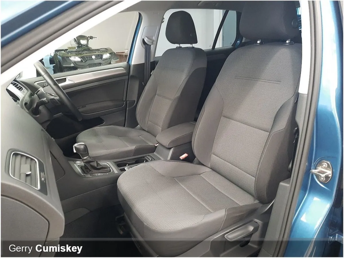 Volkswagen Golf Comfortline Automatic 1.2tsi DSG - Image 4