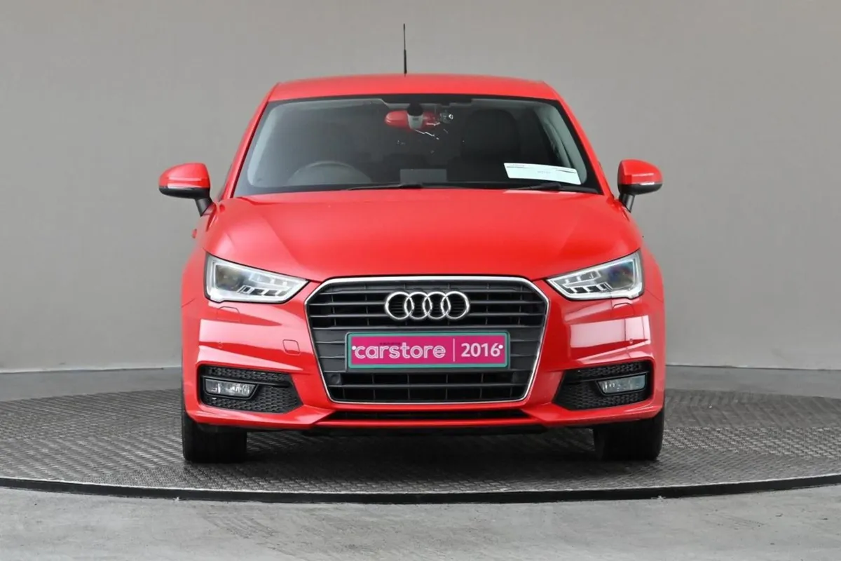 Audi A1 1.4tfsi S-tronic full Leather park Sensor - Image 2