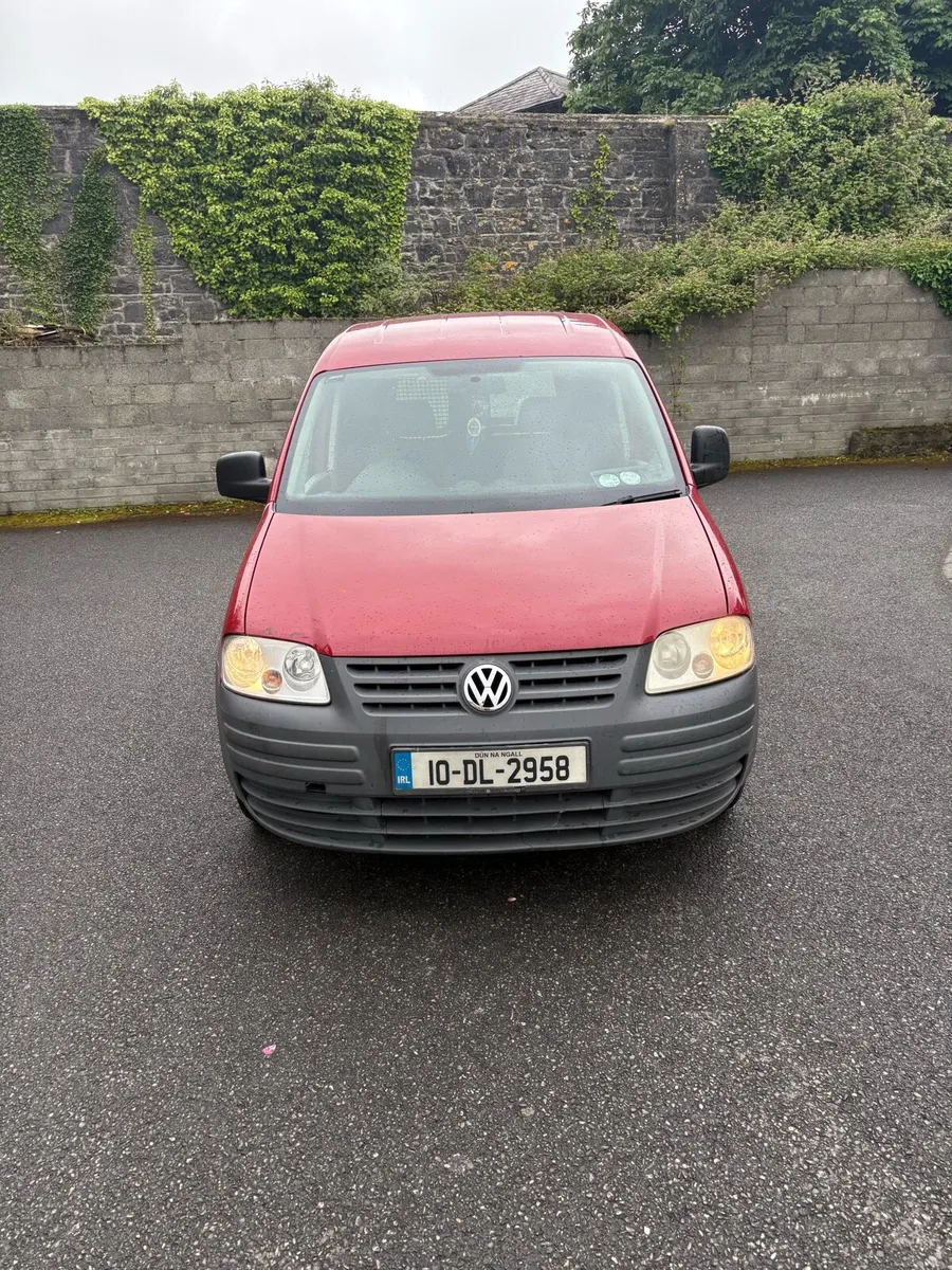 2010 Volkswagen caddy - Image 2