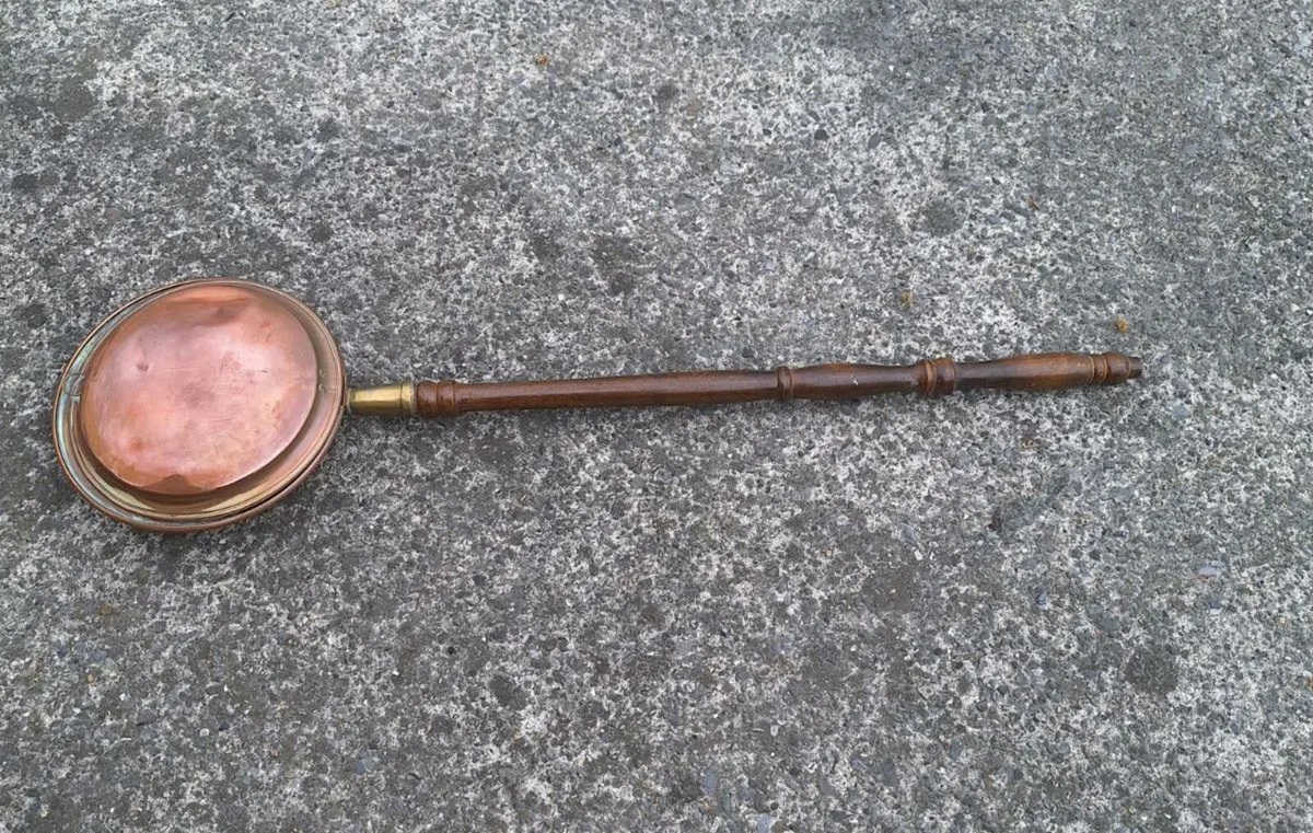 19th century copper warming pan - Image 1