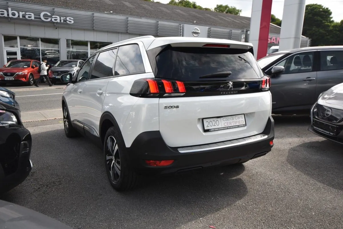 Peugeot 5008 1.5 Allure Bluehdi 130bhp 7 Seater - Image 4