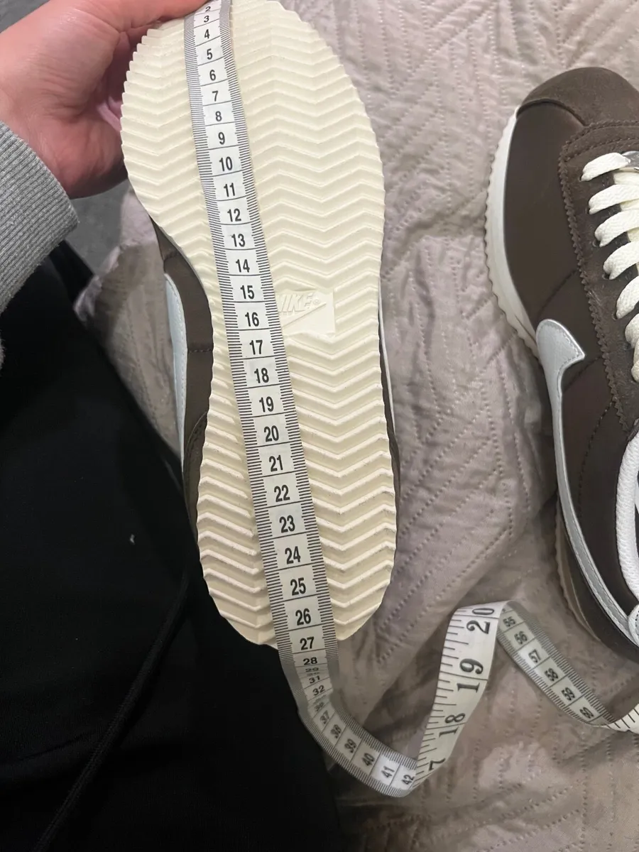 Nike Cortez size 6 - Image 2