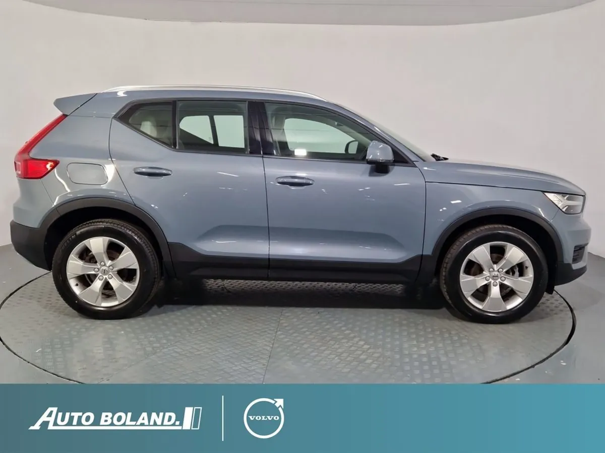 Volvo XC40 T2 PET (129hp) Momentum - Image 3