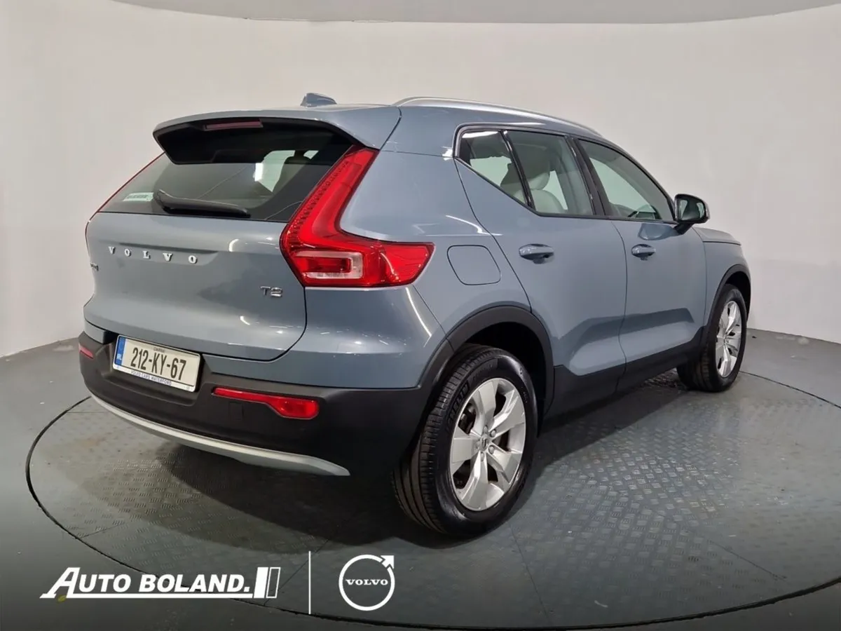 Volvo XC40 T2 PET (129hp) Momentum - Image 4