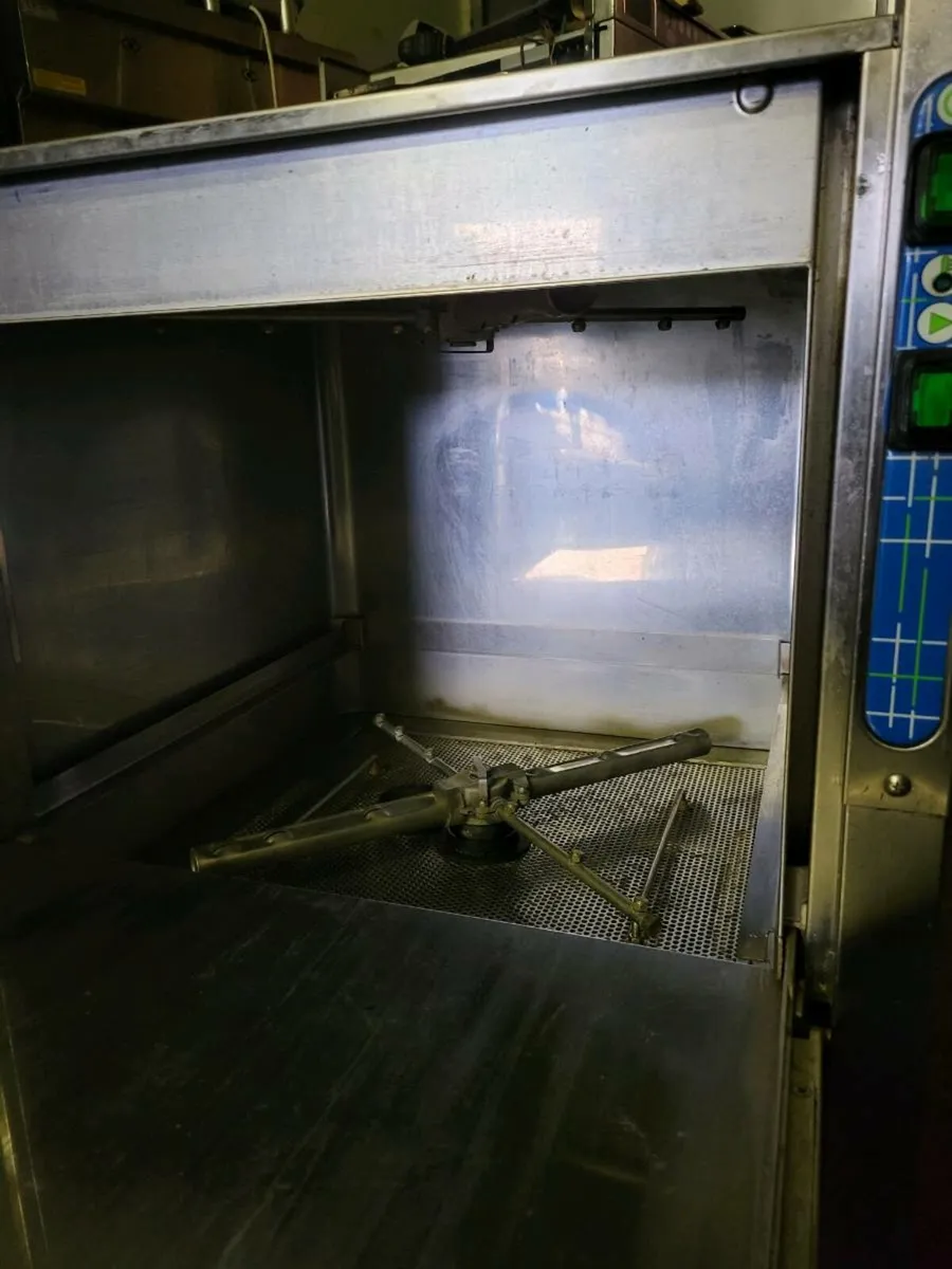 Dish/Glass Washer UNIVERBAR OMEGA 4 - Image 4