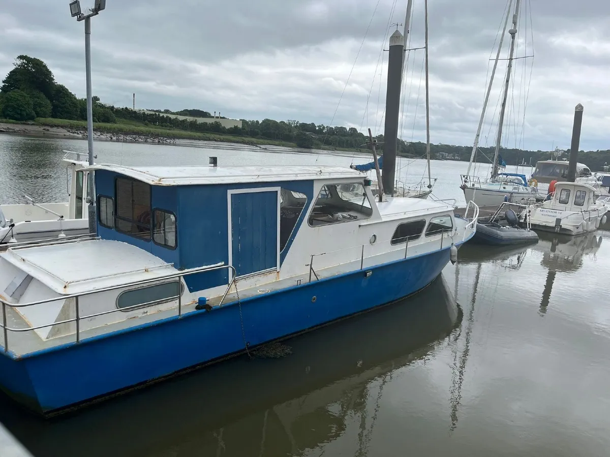 House Boat - Image 2