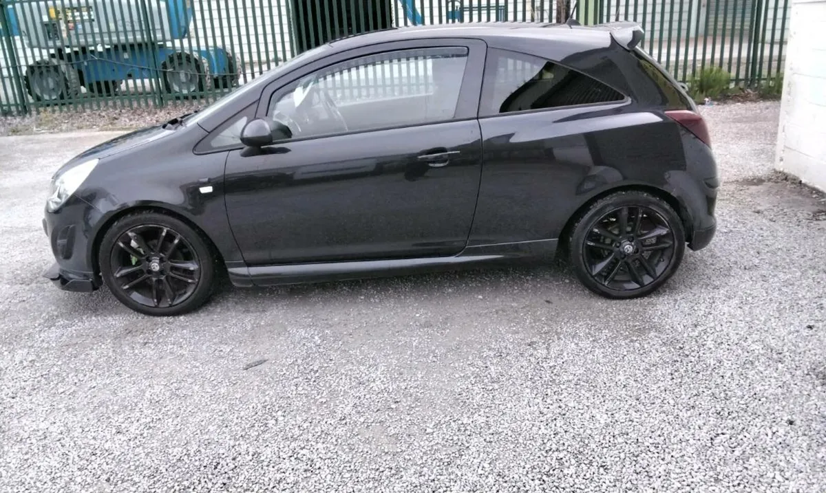 Car - Image 2