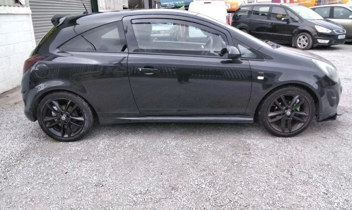 Car - Image 4