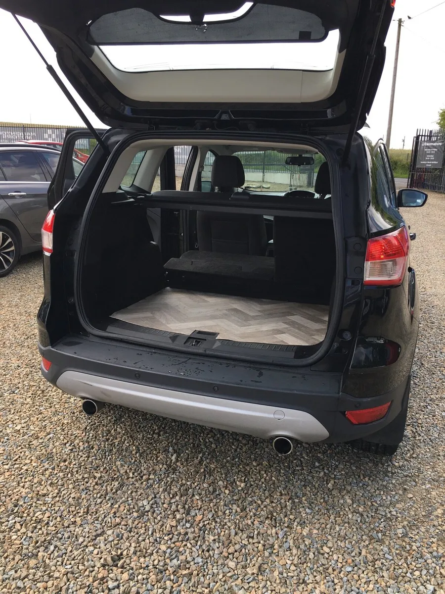 142 Ford Kuga 2.0 Tdci 6 speed low mileage - Image 3