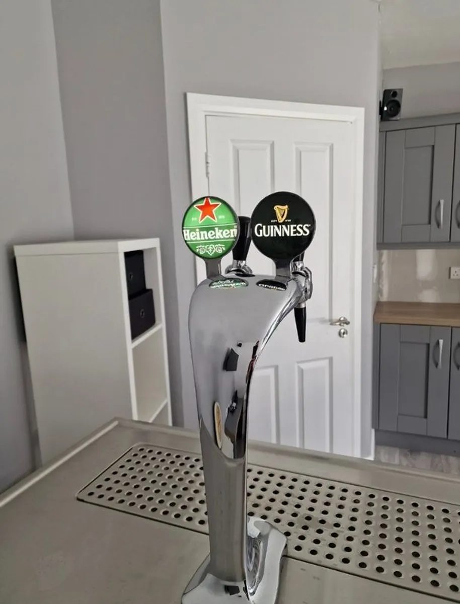 Mobile Home Bar - Image 2