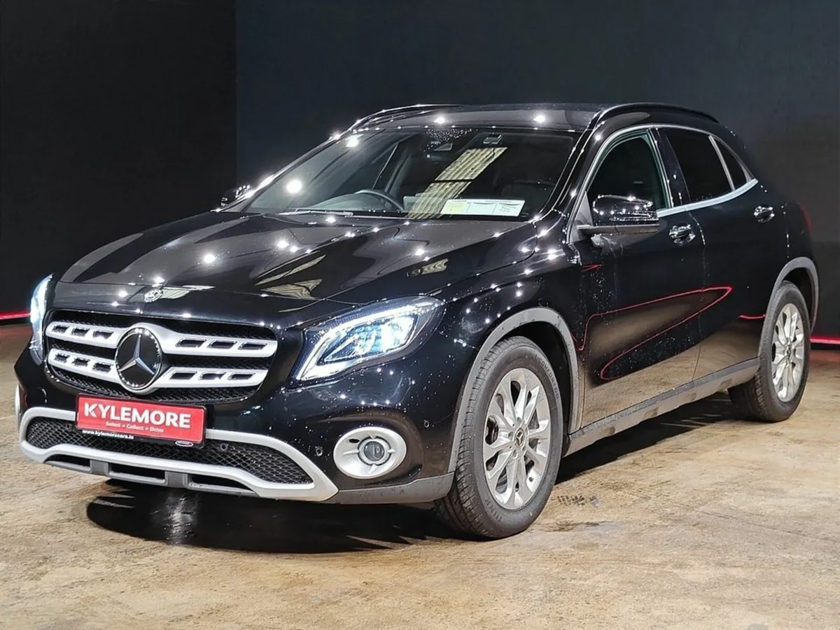Mercedes-Benz GLA 1.6 AUTOMATIC - ELECTRIC TAILGAT - Image 4