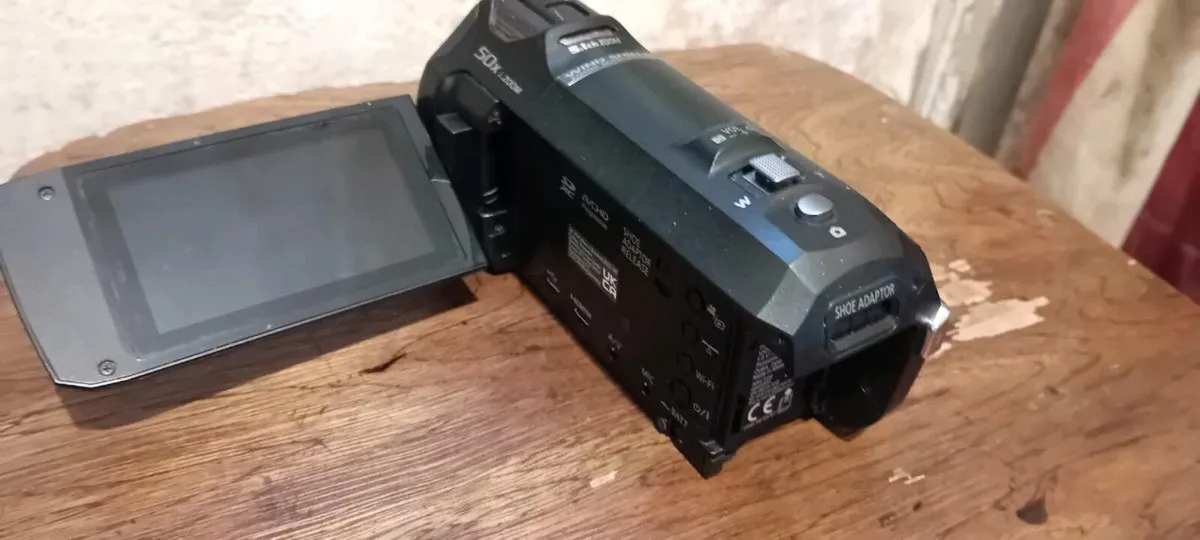 Panasonic HC-V785 video camera - Image 2
