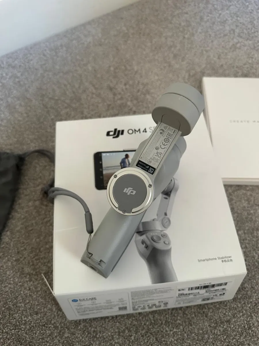 DJI Osmo Mobile 4 SE Gimbal - Excellent Condition - Image 1