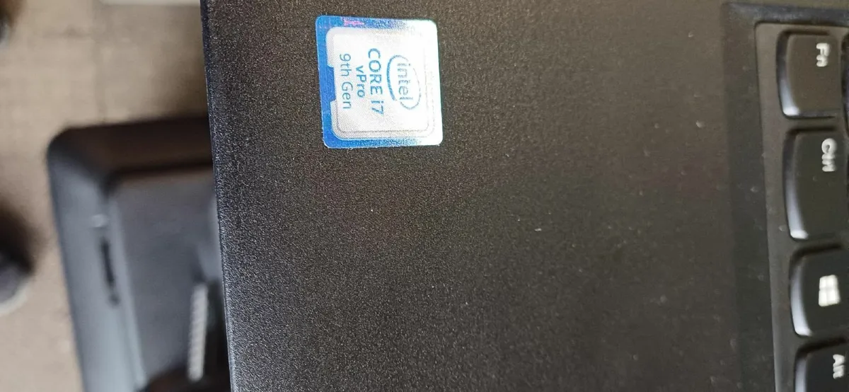 Lenovo i7 9th gen laptop - Image 4