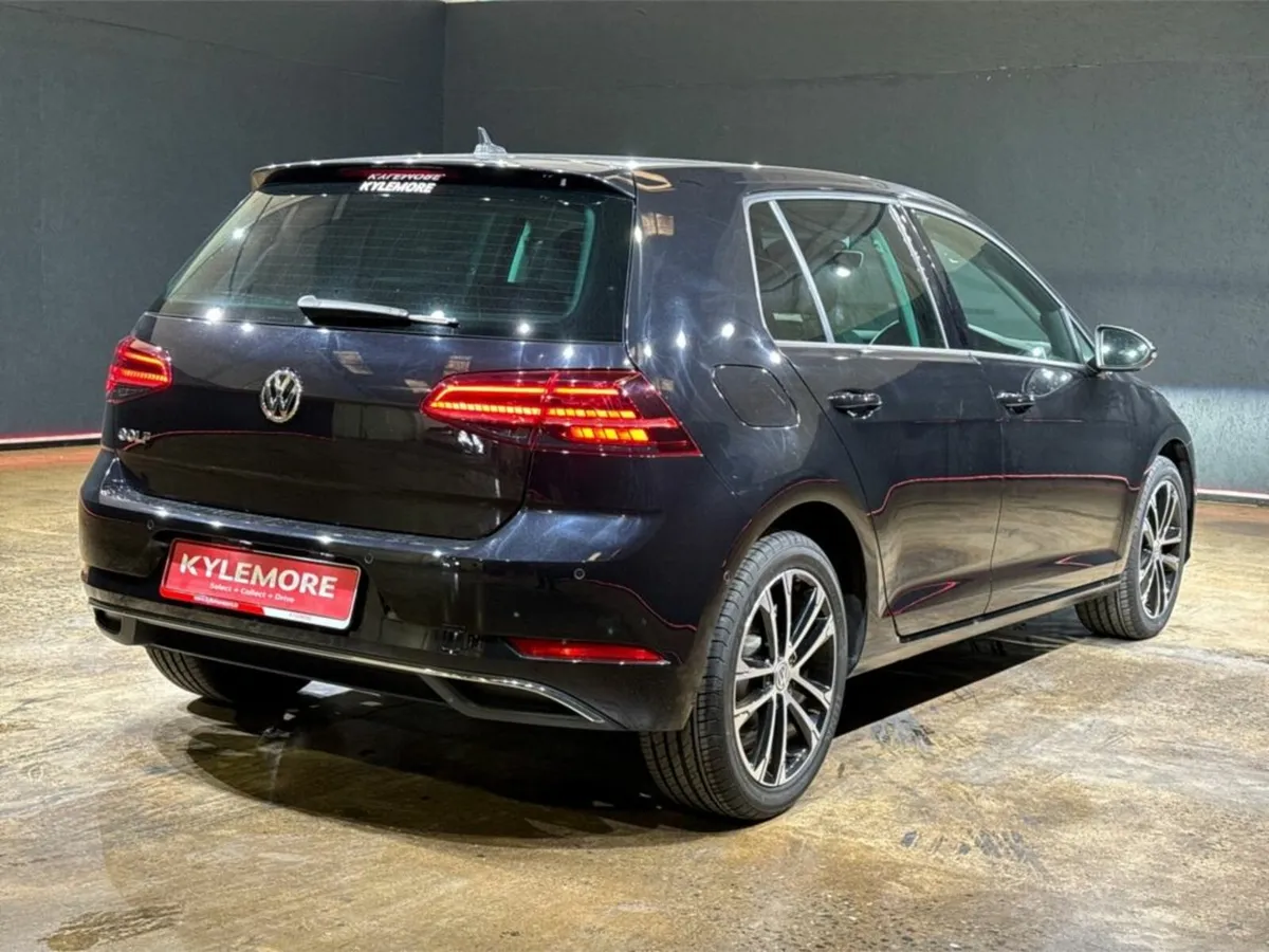Volkswagen Golf 1.2 AUTOMATIC - Image 3