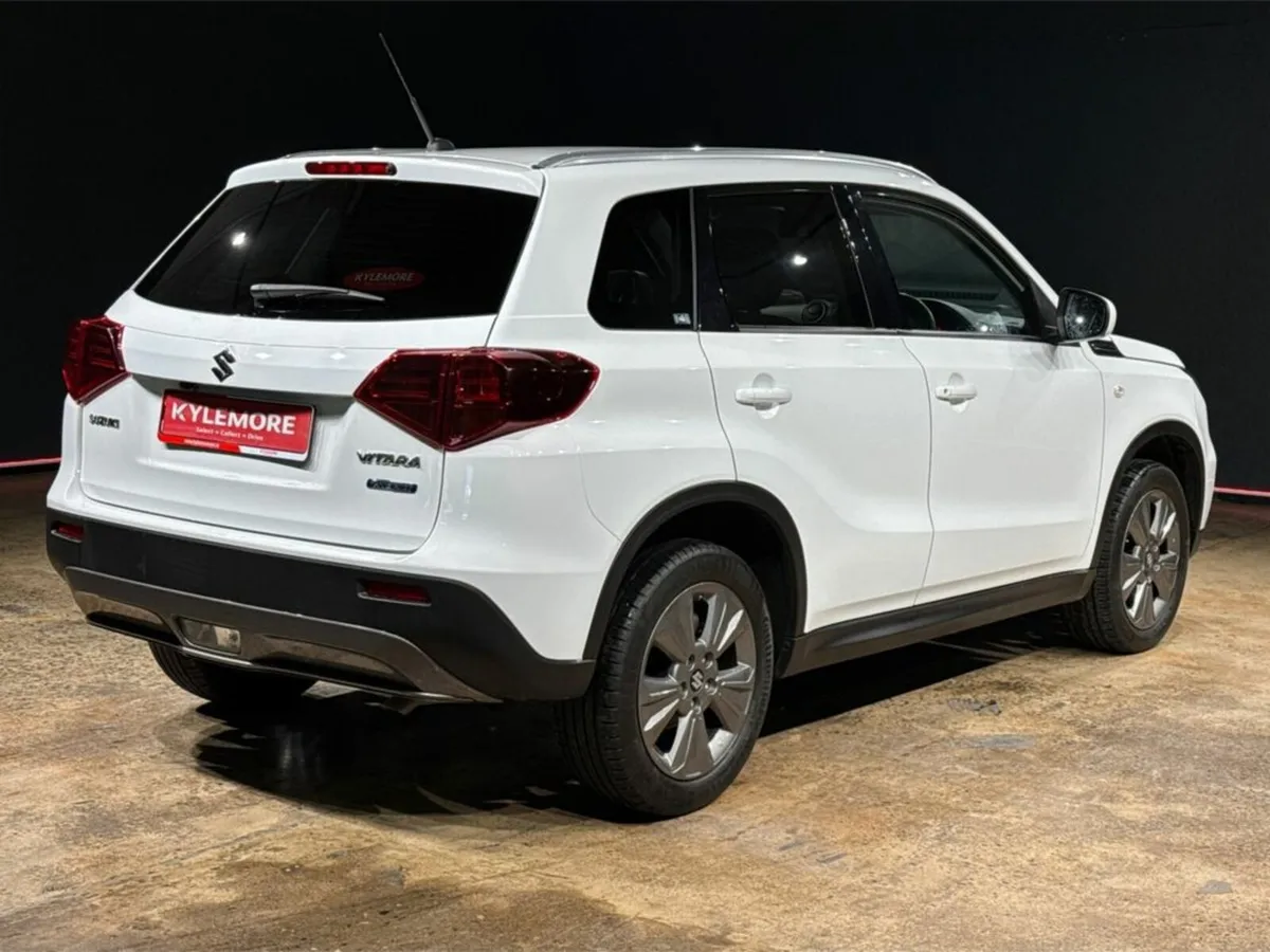 Suzuki Vitara 1.4 BOOSTERJET HYBRID 5DR - UPGRADED - Image 4