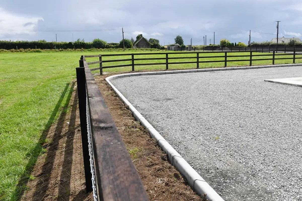 DURO2 POST AND RAIL AND FRS TINAHELY - Image 1