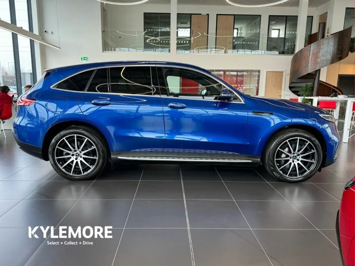 Mercedes-Benz EQC EQC 400 4MATIC AMG LINE - REVERS - Image 3