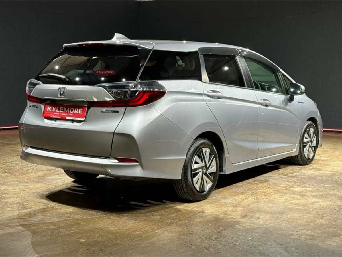 Honda Shuttle 1.5 HYBRID AUTOMATIC - REVERSE CAMER - Image 4