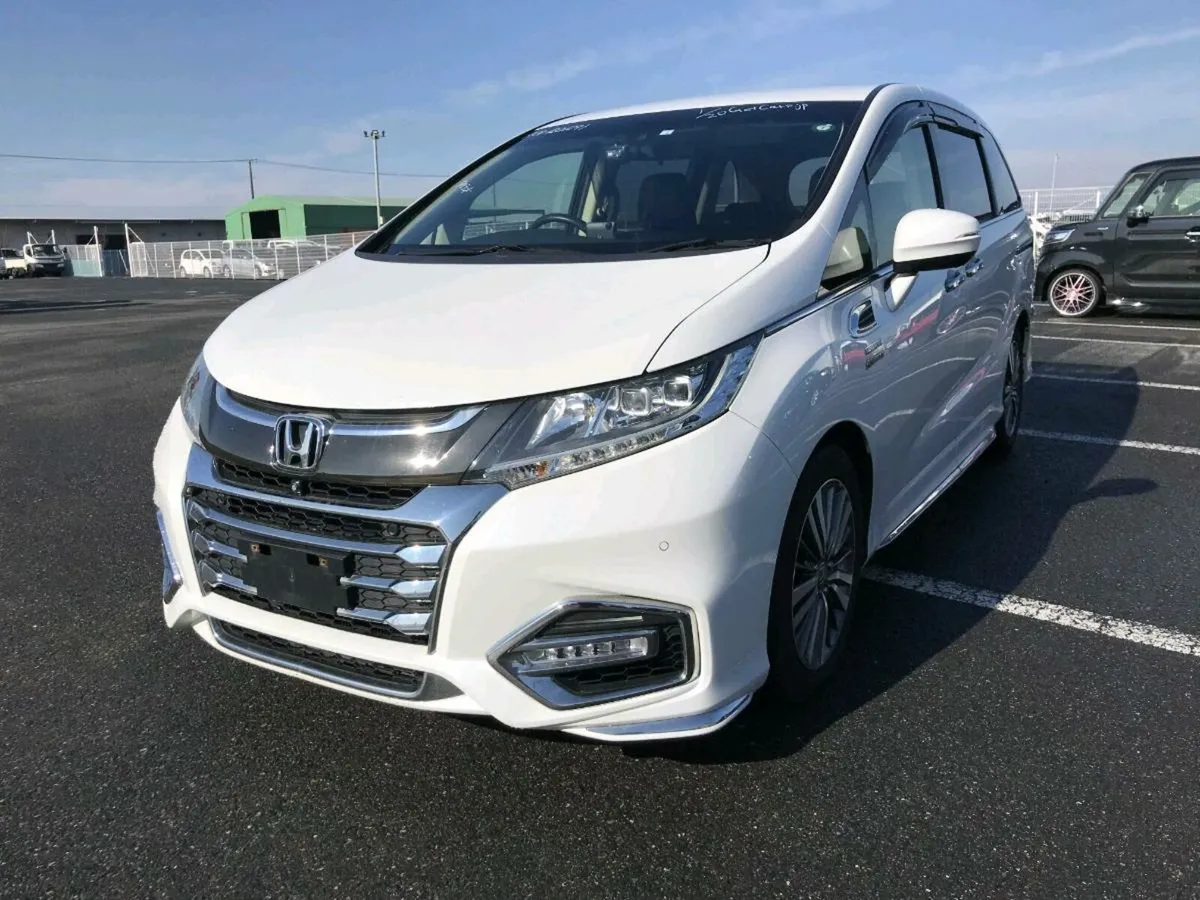 HONDA ODYSSEY HYBRID 2.0L 8 SEATER - Image 2