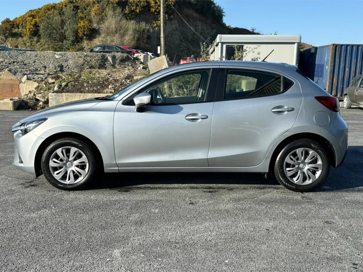 Mazda Demio 1.3 AUTOMATIC - Image 4